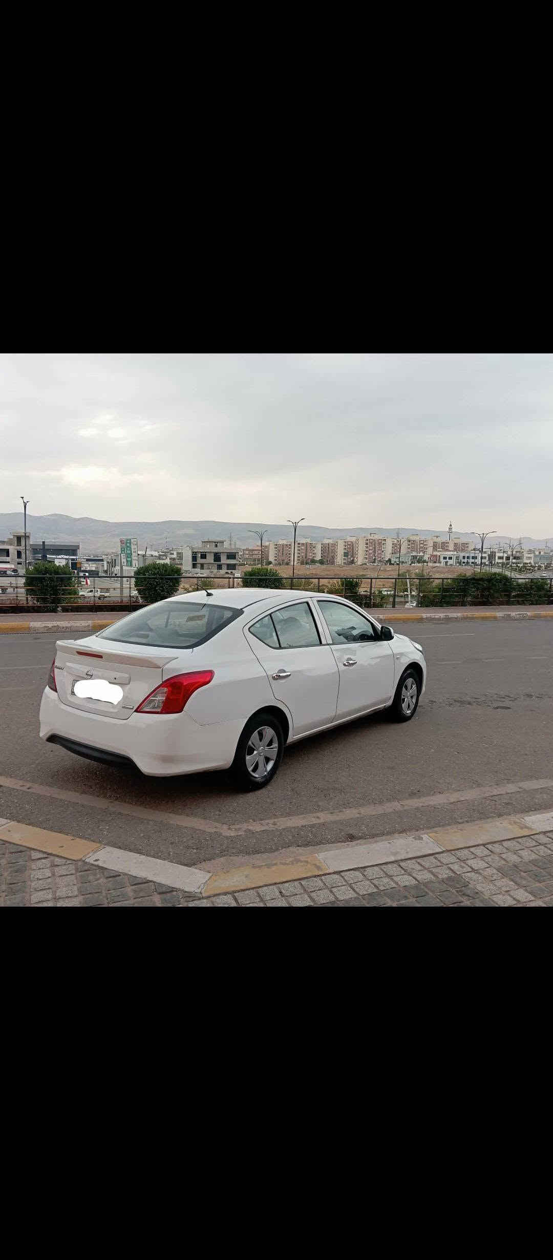 نيسان • ٢٠١٥ • اوتوماتيك
