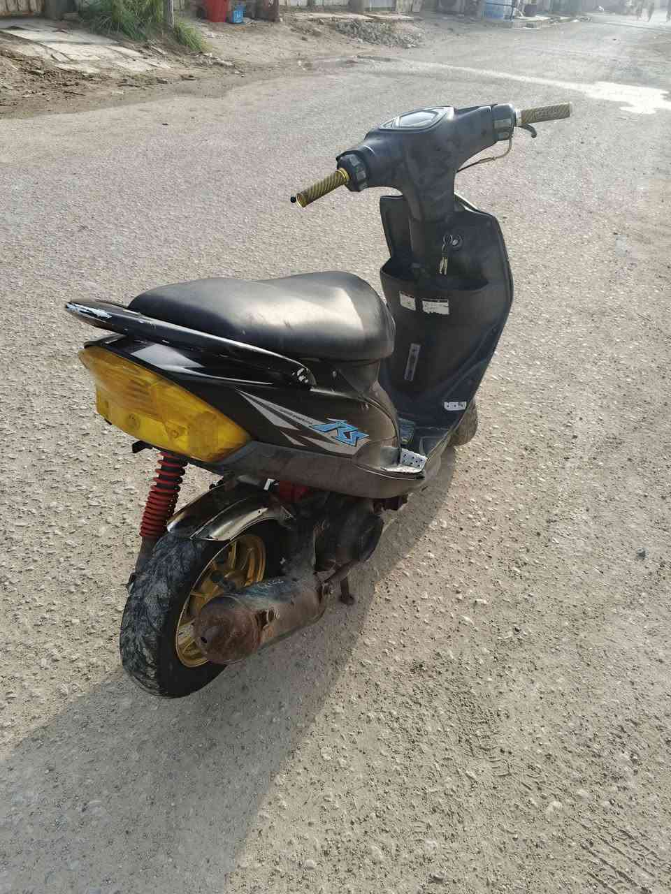 ماكس عدله للبيع الدراجه ويل رياضي دبلات رياضي فچ رياضي الدراجه سلف  المكينه مفتوح بيه بس ولفات السعر450 وبيه مجال حك الجيه  موجود وتسأب فقط *********** مكاني شاميه

