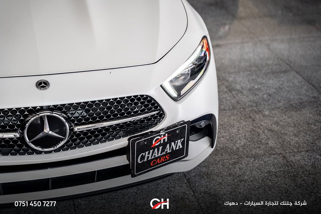 Mercedes-Benz CLS450 4MATIC

السنة: 2022
الممشى: 63,000 كم
الحالة: USA
الحالة الخارجية: بابان مصبوغان
الموقع: دهوك

المحرك ونظام الدفع:

* محرك 6 سلندر خطي 3.0 لتر Turbo
* نظام Mild Hybrid EQ Boost
* القوة: 362 حصان
* العزم: 500 نيوتن متر
* ناقل حركة أوتوماتيك 9 سرعات 9G-TRONIC
* نظام دفع 4MATIC
* تسارع 0–100 كم/س: حوالي 4.8 ثوانٍ

المواصفات:

* شاشة MBUX
* عدادات رقمية
* Apple CarPlay + Android Auto
* كاميرا خلفية
* حساسات أمامية وخلفية
* مقاعد جلد
* مقاعد أمامية كهربائية مع ذاكرة
* تدفئة المقاعد
* فتحة سقف
* Ambient Lighting
* دخول وتشغيل ذكي
* مصابيح LED
* جنوط ألمنيوم
* أنظمة أمان ومساعدة السائق

📞 ***********
شركة جلنك وليد صبري – دهوك

#Chalank_cars_duhok

نص مكتوب في الصور:
- *********** CH شركة چلنك لتجارة السيارات - دهوك