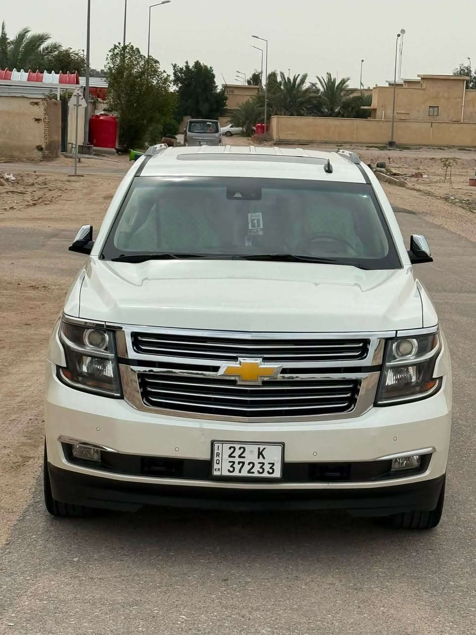 السلام عليكم
تاهو مديل 2015 LTZ خليجي 
السياره مكوفوله سابقا من الدعاميه للدعاميه بس صارت عندي شخط جاملغ الوره جهة السدر على كد 5 سانتيمات ومو ضربه سياره لا بس حكه بل باب 
السياره نضيفه كلش و السياره تنافس جدا 
السياره بحاله الوكاله برغي ما مفتوح بيها 
مواصفات السياره:
رادار أماي وخلفي 
جنطه كهرباء 
فتحه 
عليها لايت كلش قوي ب 400 دولار (ناصي - عالي - سكن)
سستم صوت boos
تحكمات تبريد خلفي
شاشه خلفيه 
كشنات  جلد
وداخل اوف وايت ( بيجي)
وباقي مواصفات الLTZ معروفه 
السياره ماشيه 80 ألف كم 
السياره نضيفه بمعنى الكلمه 
مكفوله مكينه وكير وحتى من البراغي 

السياره رقمها أربيل 
مكان البصره 
السعر 350 وبيها مجال بسيط 

للاستفسار 
***********
