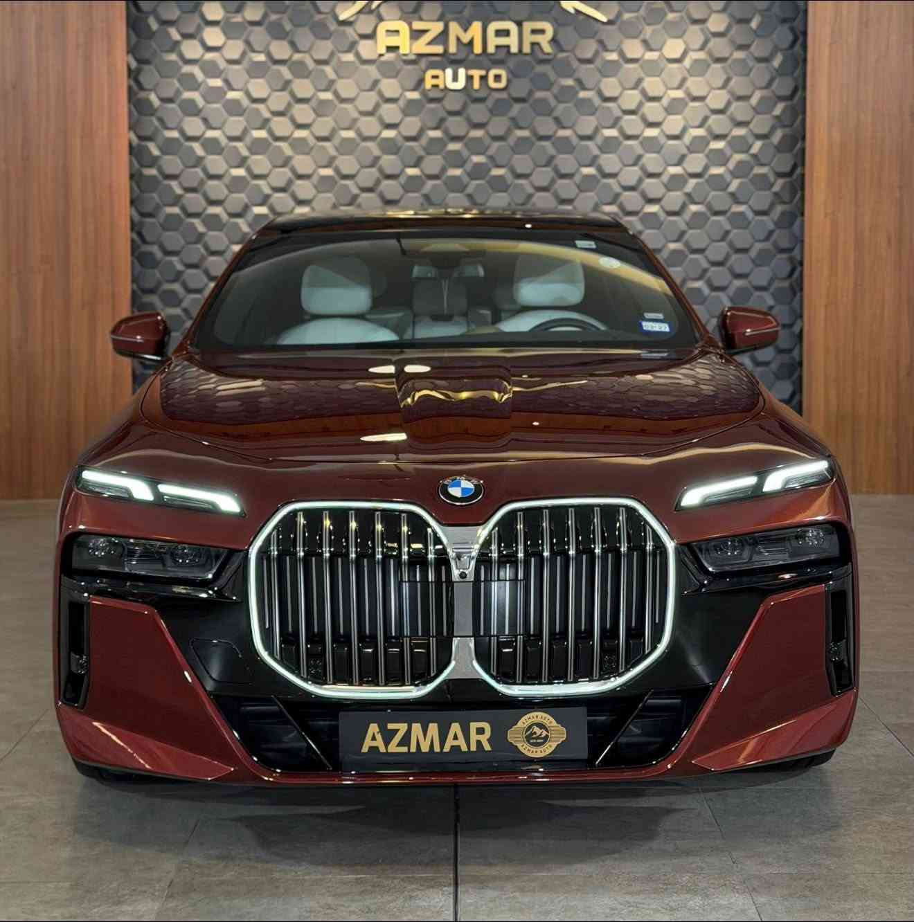 فخر الصناعة الالمانية🇩🇪
BMW 740i (2025)🔥

‎ماشية : 20 الف ✅
لون اكثر من مميز دم الغزال🩸 داخل كريمي

‎مواصفات السيارة فول الفول 

ابواب شفط

بنوراما Sky lounge

جكات

سماعات Bowers & wilkins

داتاشو

ناضور بيها

‎تشغيل عن بعد

رادار امامي و خلفي

اوتو بارك

٤ كامرات

صندوك شفط

انارة كرستالة متعددة الالوان

كشنات جلد 

كشنات تدفئة و تبريد

ستيرن هيتر

كشنات كهربائي

كشنات ميموري

ويالة M بلادية

ستيرن M بلادية

شاشة بالابواب الخلفية(تحكم مواصفات السيارة)

تصاميم (My mode) تبديل الاوضاع

اوتو هولد

تحكمات كامل الستيرن

تغير اشكال الكيج

مواصفاتها متخلص و بعد هواية متنذكر

السعر : 795$ ورقة

للاستفسار : ***********

العنوان : السليمانية المعارض الجديدة شركة ازمر اوتو معرض رقم ٣٤
