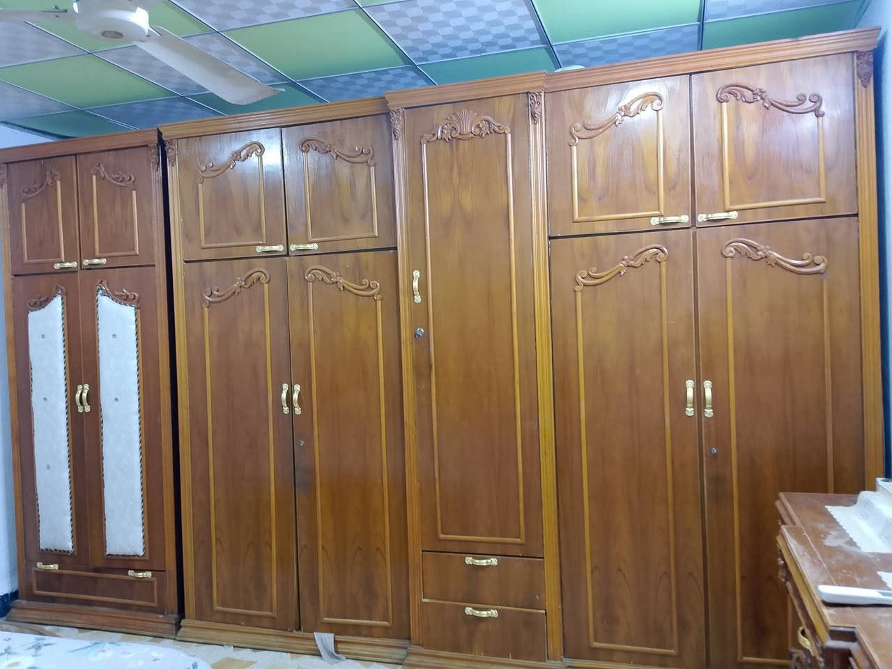 غرفة نوم صاج عراقي السعر ٧٥٠ للتواصل على هذا الرقم ***********
