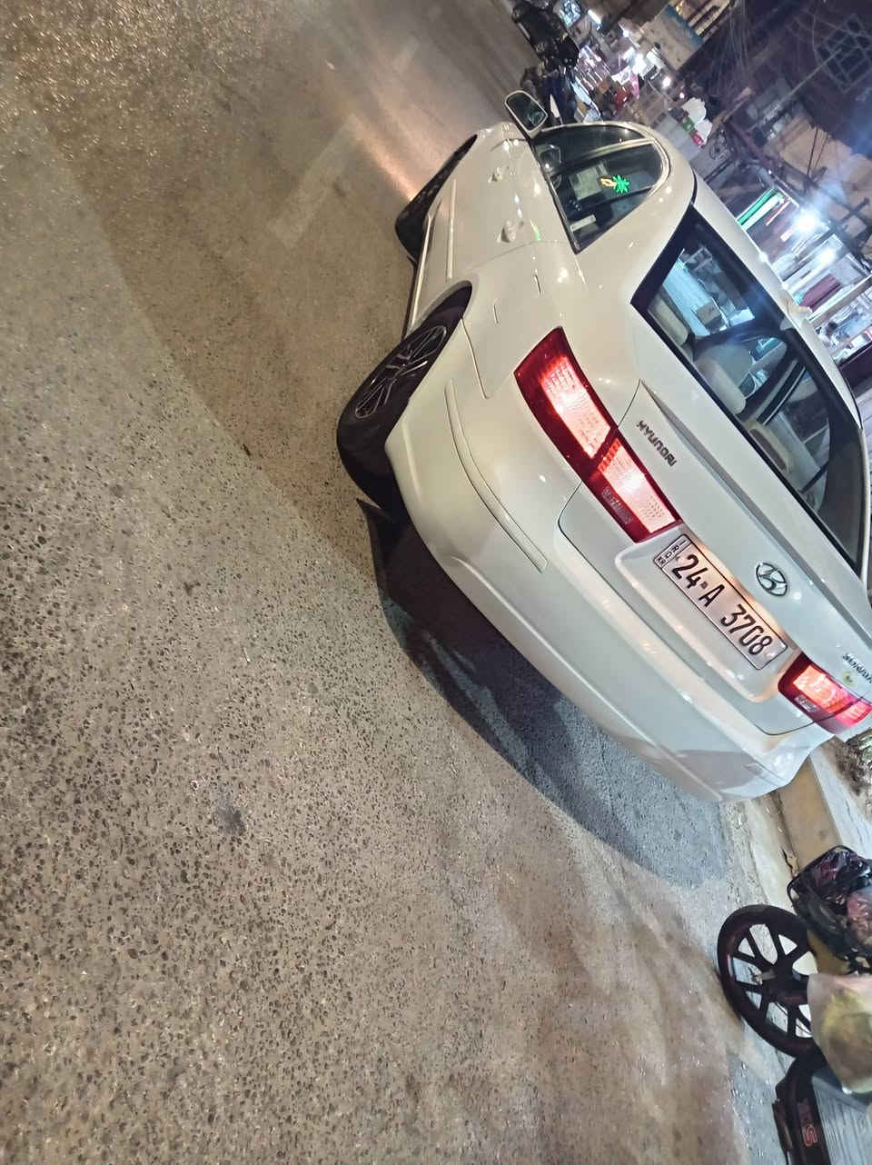 السلام عليكم سوناتا موديل 2010 امريكيه كفاله عامه من عده تكحيل بيه مكانات سنويه ورقم جديد تريد تحويل تريد وكاله سنويه لغايه 31.. محرك 2400. سياره جاهزه مابيه كل نقص. تخم تاير جديد حداديه اماميه وخلفيه جديده تبريد خير من الله. كير ومحرك شرط برغي مامفتوح بيهن غرفه عسليه.
سياره كله ليبل واحد.
عنوان السياره :كربلاء. السعر: 120وبيه مجال شرط تجي لسياره احلا من الصور الرقم :***********
