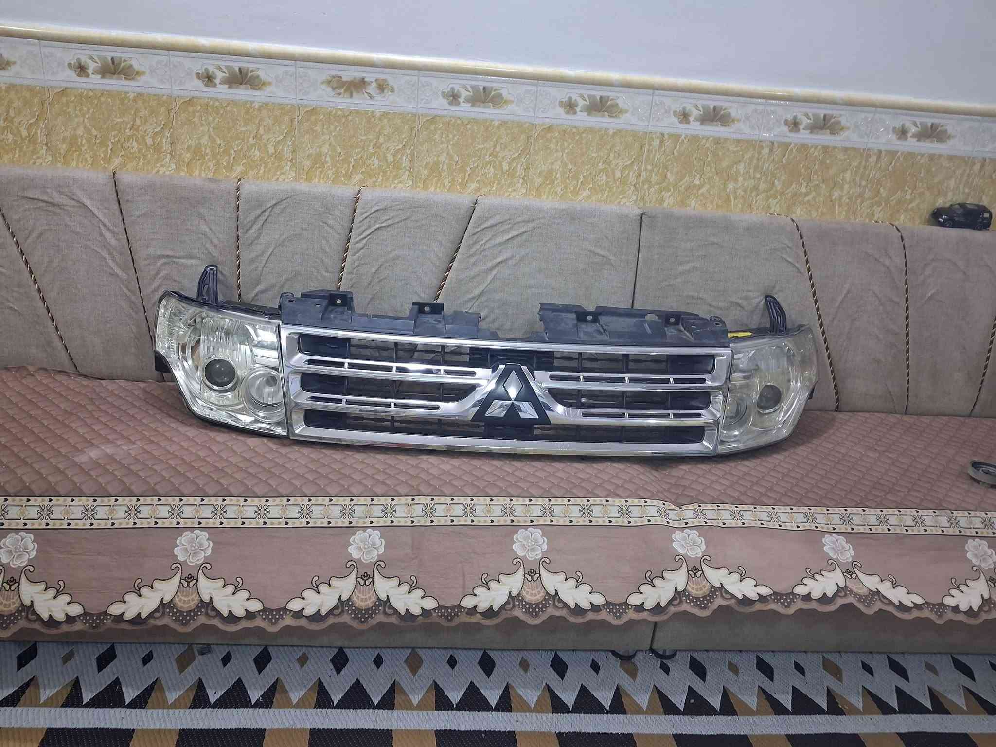 لايتات باجيرو • أصليات كاملات • نجف