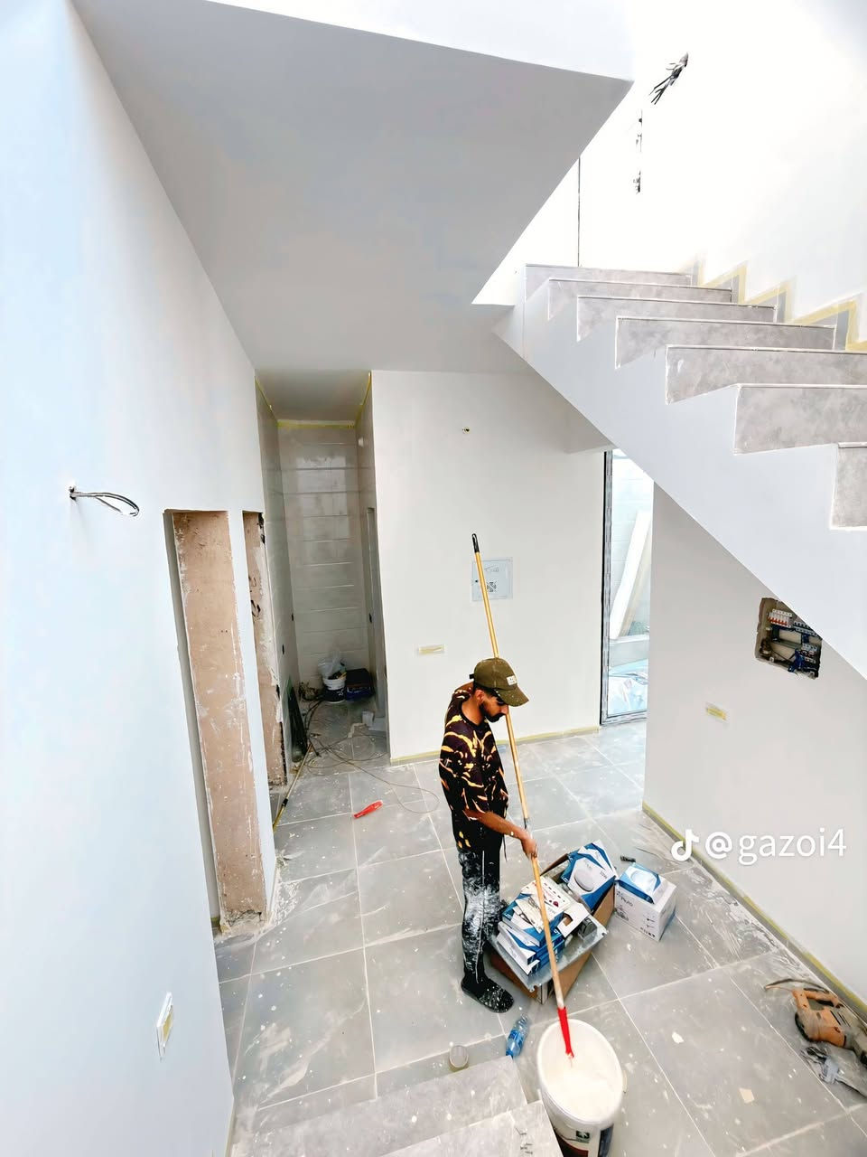 العنوان ديالى بعقوبه🏘
صبغ الدور . كادر متخصص .كافه انواع الاصباغ والديكور🏠  صبغ داخلي وخارجي 
 . ورق جدران .جبس بورد. ديكورات عامه 
  تغليف الجدران (ورق جدران).(سقوف ثانويه) .( زجاجي). (سحبات)..(بديل الخشب والرخام )
مانع رطوبه بجوده عاليه للاسطح 
ديكورات عامه . اسعار مناسبه .
دقه في العمل . سرعه الانجاز . ⚒️⚒️
للتواصل مراسله الصفحه او الاتصال على الرقم التالي
***********
اتصال + واتساب
@إشارة 
#متابعين

نص مكتوب في الصور:
- @gazoi4