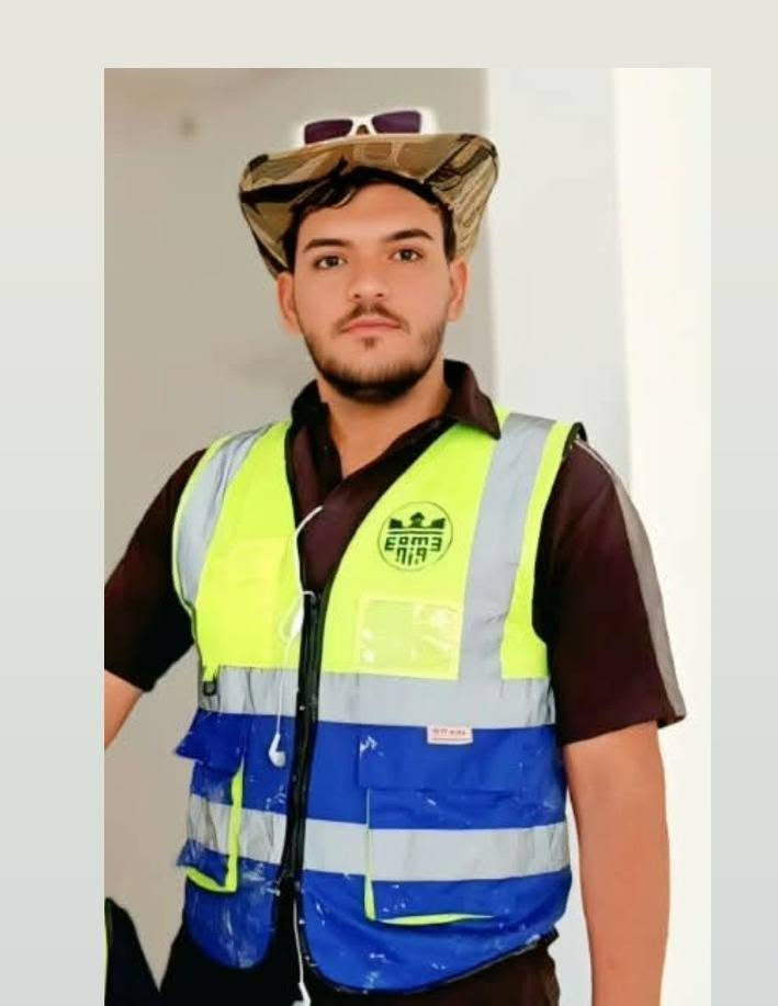 الحمد لله تم عقد 10 الف باب مع شركة امباير وتم إنجاز 90 باب خلال ثلاث ايام فقط في مجمع امباير السكني في محافظة ذي قار الناصرية مستمرين بل عمل أن شاء الله وكادرنا في بلدروز أيضا مستمر أن شاء الله ومن الله التوفيق *********** واتساب
