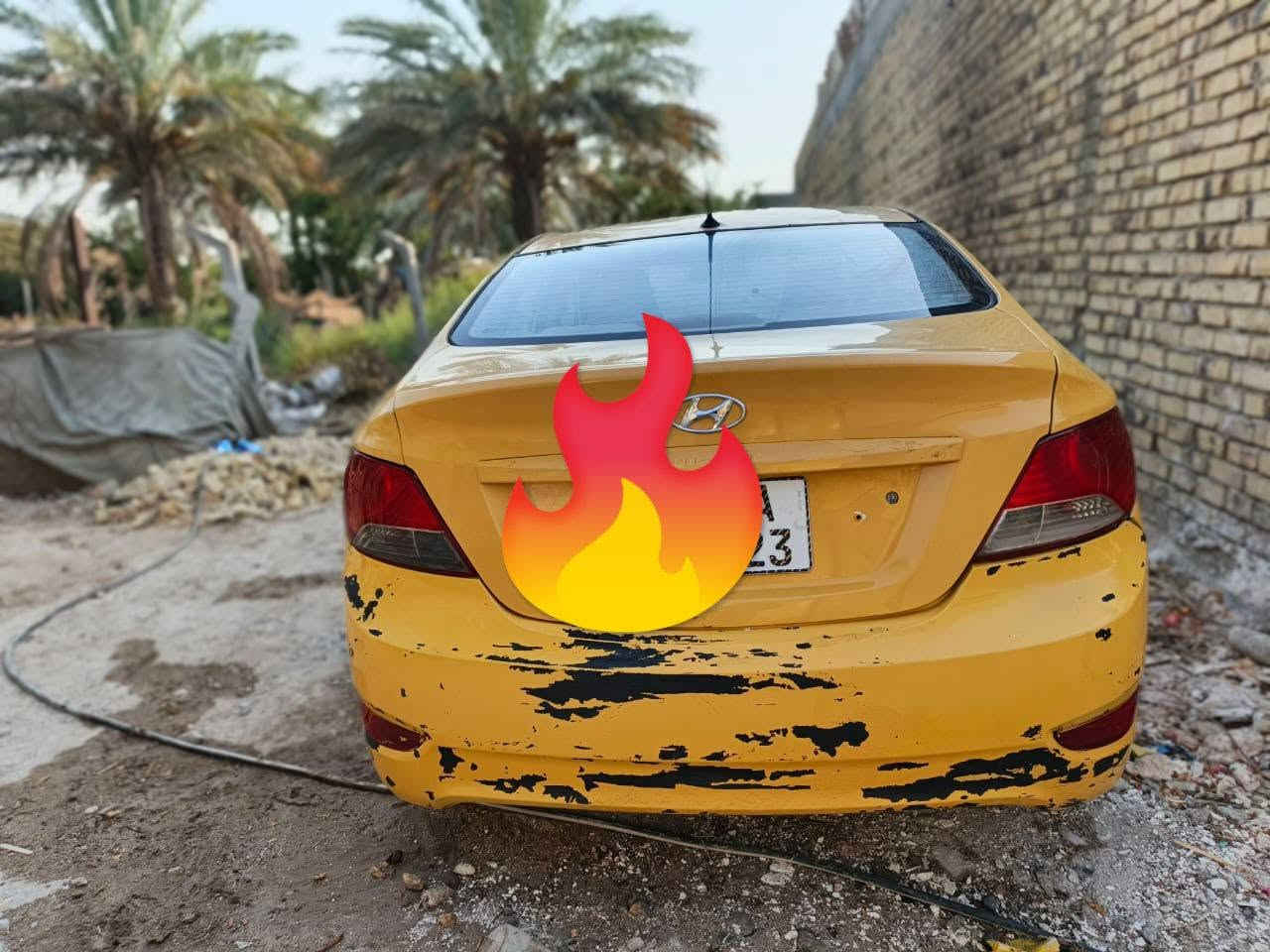 اكسنت ٢٠١٣
خليجي لون اصفر 
مصفرة هيئة وغرامات 
مكينة ناعمة 
السيارة بإسمنة 
بالحلة سياحي العتايج
السعر ٧٢ وبيها مجال للشراي 
***********
***********
