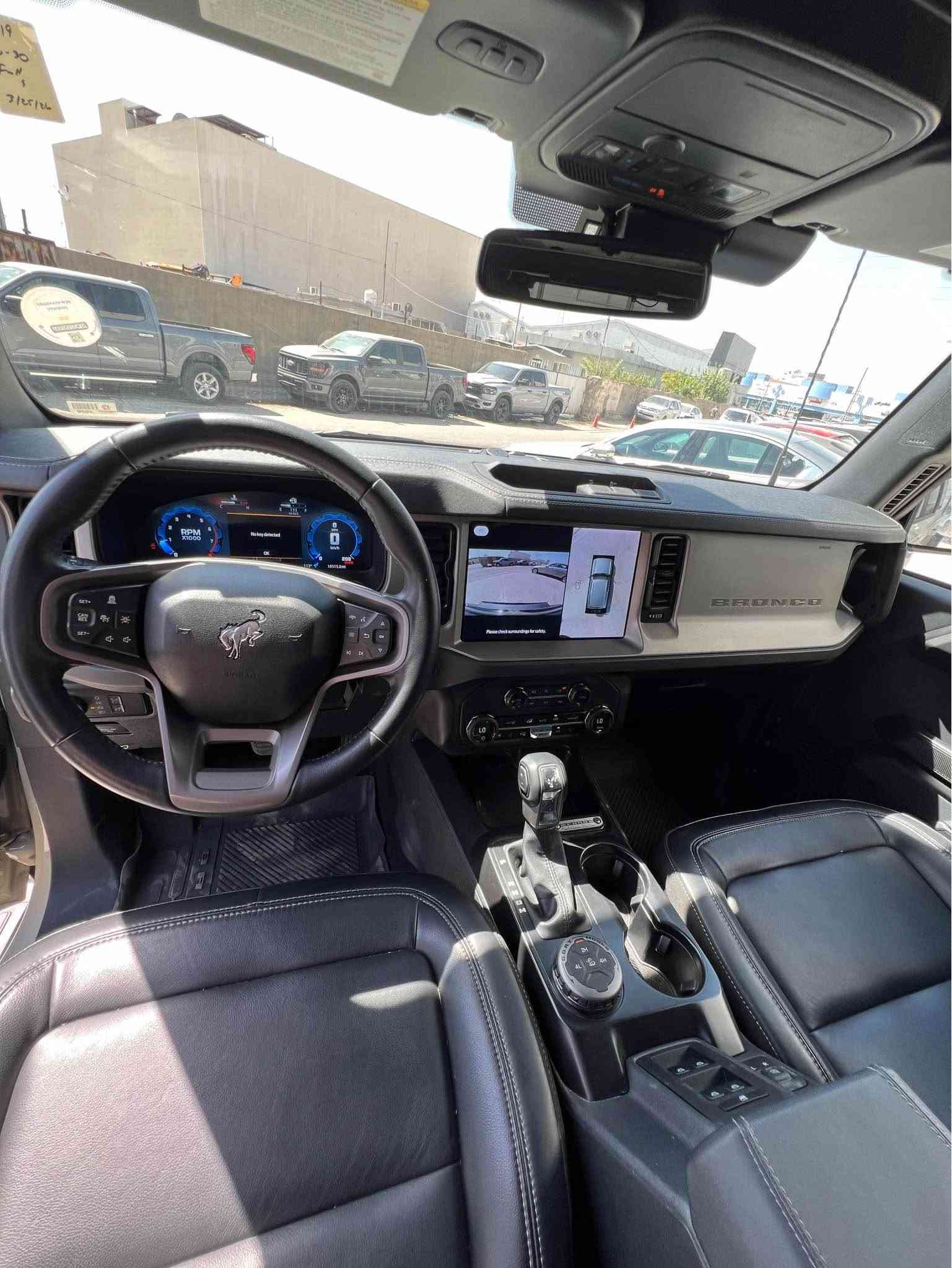 فورد برونكو
موديل-2025
مواصفات-فول
سلندر-V4
ماشي-1000ميل
صبوخ-1قطعه
***********
*********** أربيل, العراق
