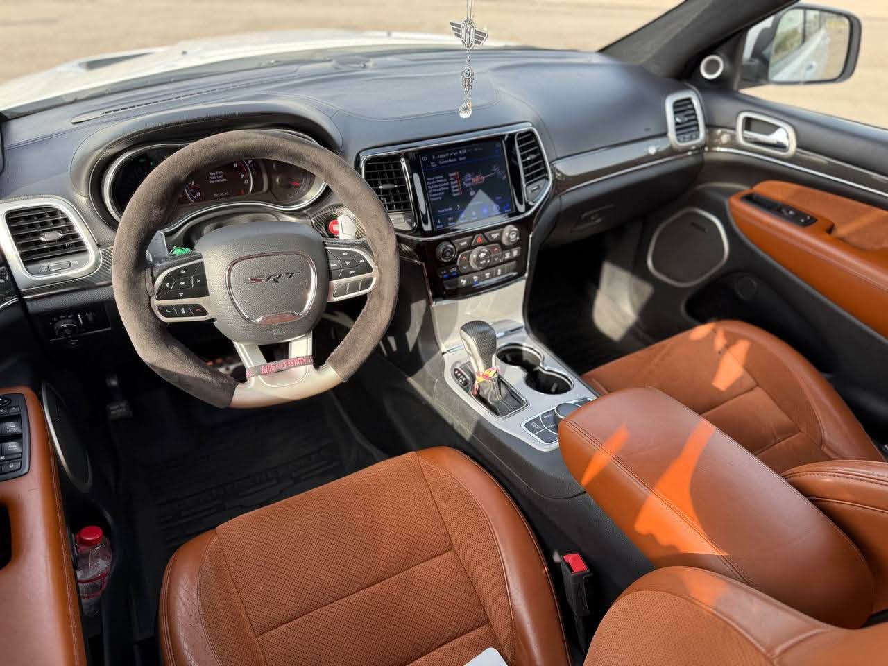 جراند شيروكي SRT • V8 ٦٫٤ • ٦٢٠٠٠ كم
