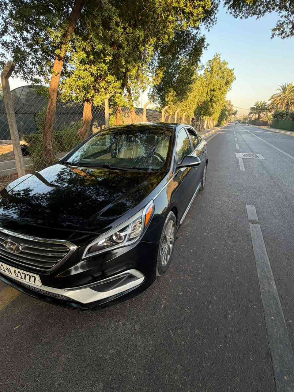 سوناتا سبورت2017 وارد امريكي
حادثه  بنيد بدون دواخل وجاملغ خلفي والصندوق مبدل بلادي نفس اللون
الموصفات
1-كشن كهرباء
2-شاشة  كبيرة
3-كروس سرعة
4-اشاير بلمري
5-دراف مود 3وضعيات قياده
6-لايت زنون عالي ناصي
7-دبل كزوز
السيارة كير ومكينه خير من الله ترايك للبصرة  مكينة 2400 gdiلا تنقيص ولا تبخير  ماشية82الف ميل بأسمي السيارة 
 تحويل ثاني يوم مكاني بغداد الامين
سعر السيارة 105وبيه مجال بسيط  للستفسار *********** بغداد, العراق
