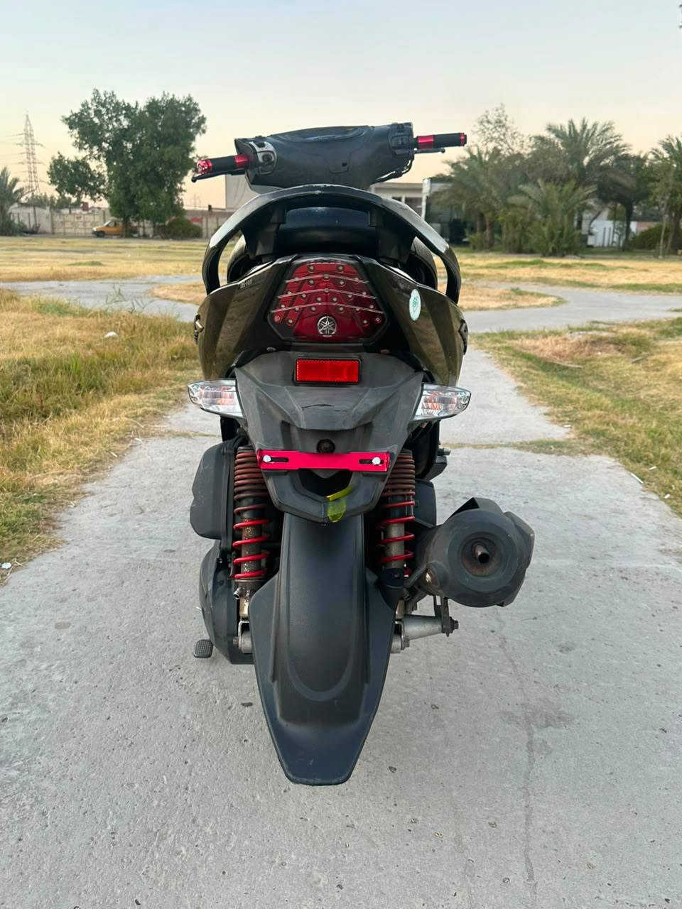السلام عليكم دراجه وكاله مال رمبه مكفوله كفاله عامه السعر ١٤٠٠وبيهه مجال المكان مدينه الصدر الرقم ***********
