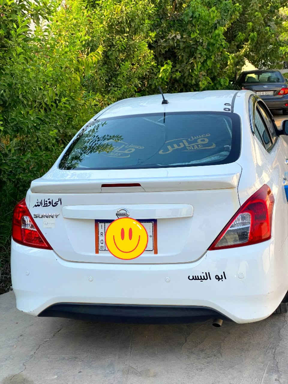 ســــلام عليــــــــم💙نيسسان سني
هندي موديل 20 حداديه صدر نضيف تبريد ثلج 
+ منضومه غاز سنويه ب اسمي لعنوان بغداد 
سعر ١٠٠٣ بيه مجال بسيط حك جيه مكينه 1500 
تايرات جدد رقم الهاتف ***********
