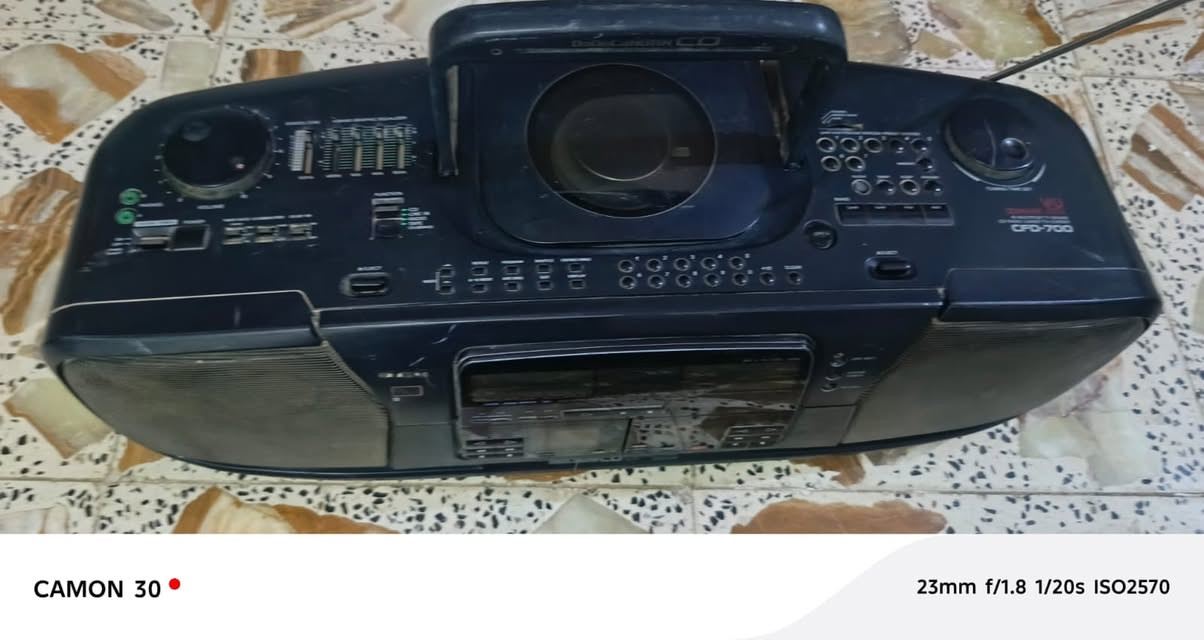 مسجلل قرص كسيت لبيع الي يفيده ينطي سعر شغال ***********
