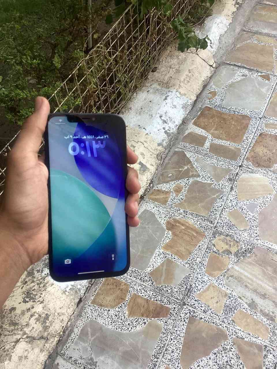 ايفون 12 برو ماكس ذاكره 256 مبدل بس شاشه بطاريه ٧٥ بلاديه جهاز نضيف سعرا 280 مكاني بغداد الحبيبيه ***********
