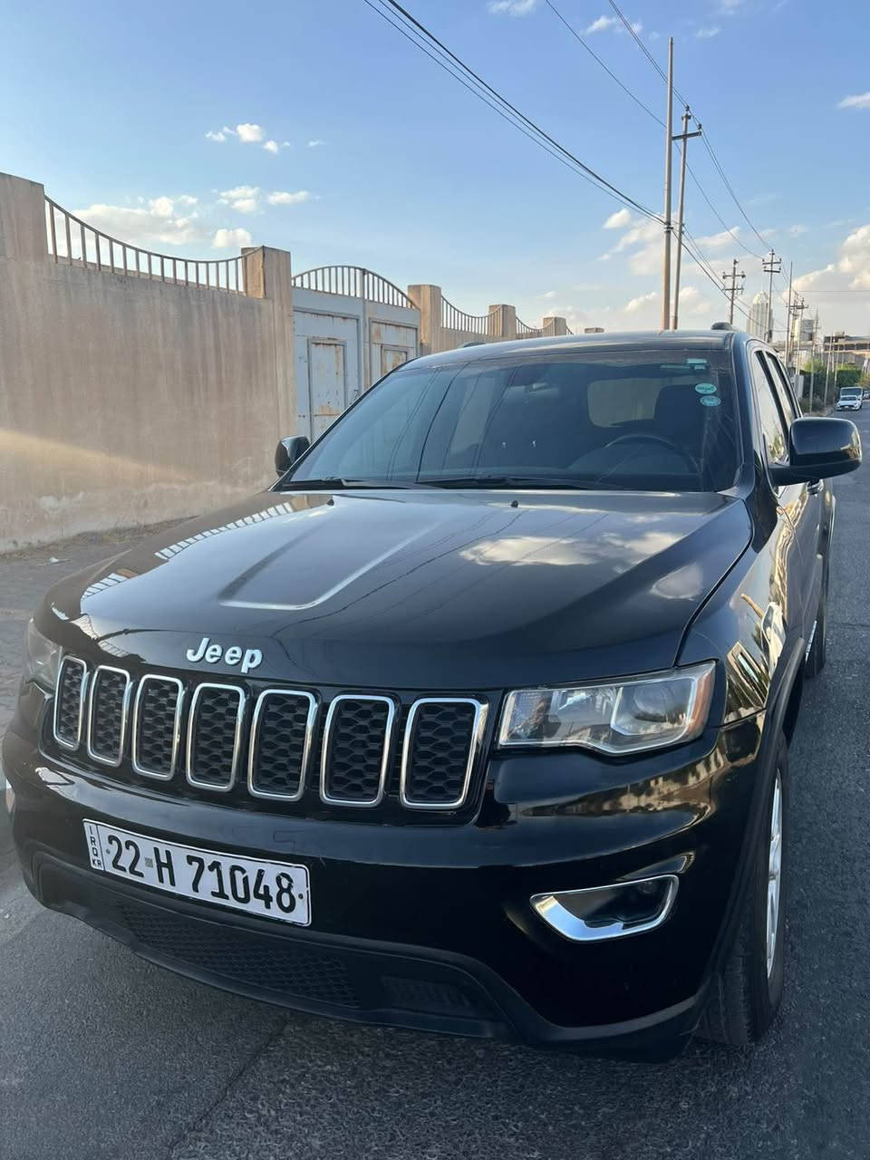 Jeep laredo 2020 جيب لاريدو
سيارة نظيفة بمعنى الكلمة موديل ٢٠٢٠ مواصفات لاريدو
دبل اكسل
الصبغ جاملغ السايق والبونيد بدون دواخل بدون ايرباك
صوره الحادث موجودة باخر المنشور
ماشية ٧٥ الف مايل
مكينة كير شرط الفحص 
سنوية جديدة السياره رقم أربيل تحويل وكالة بشرط
السيارة جديدة ونظيفة وجاهزه ما ناقصها برغي
مكان السيارة اربيل
السعر 220 وبيه مجال
—————————
جيب لاريدو موديلى ٢٠٢٠ زور پاكه موسفاتى لاريدو
سياره كه دبل اكسله 
دعمى چاملغى سايق لةگةل بونيد بى ژورى بى ناوكرتن بى ئيرباك شةرتى فحس
رسمى دةعمى له پوستةكةيه
٧٥ هةزار مايل رويشتووه
مةكينه و گير شةرتى فحس ساغه و بى مشكله يه
سةنوييه تازه يه شرتى وكاله و تحويل 
سيارةكى زور پاكه و نازداره هيچ نوقسانييكى نيه
شوينى سياره هةولير
سعرى 220 ومجالى تيايه
—————————
*********** 
*********** أربيل, العراق
