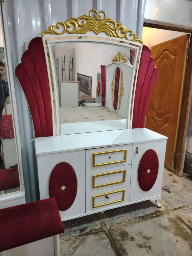 ***********‬‏ غرفه تركي للبيع مكانه ديوانيه  شارع الوكفه ديوانية, القادسية
