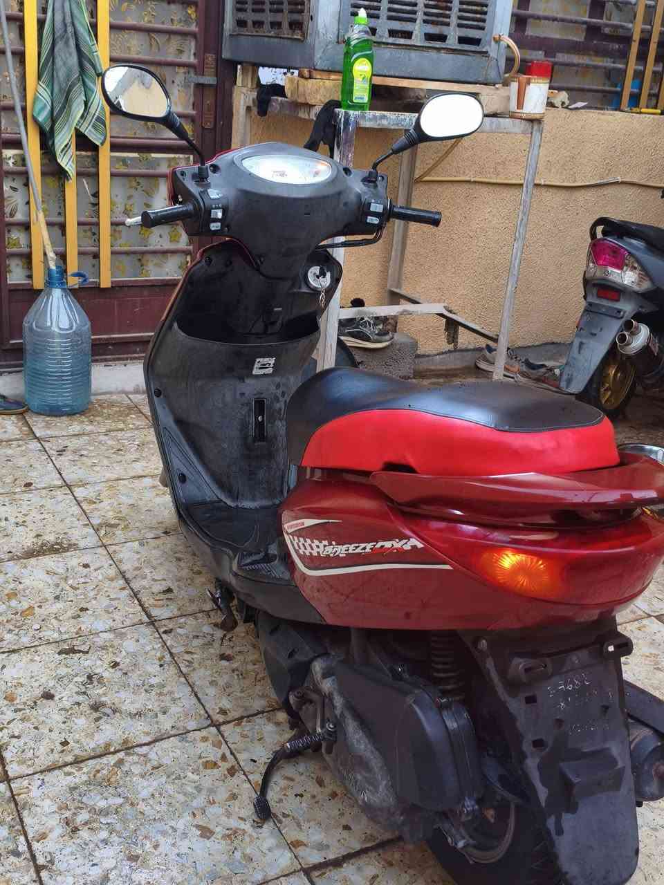 سلام عليكم بريز بغبغاء نوزل خطين بلاديه مكفولة من تبخير ونضوح كلها شغاله كهربائيات تاخذه ما تصرف عليهه ربع سعر/مليون وميه وبيهه مجال للطيبين/رقم موجود وتساب وتصال/***********
مكان بغداد زعفرانيه
