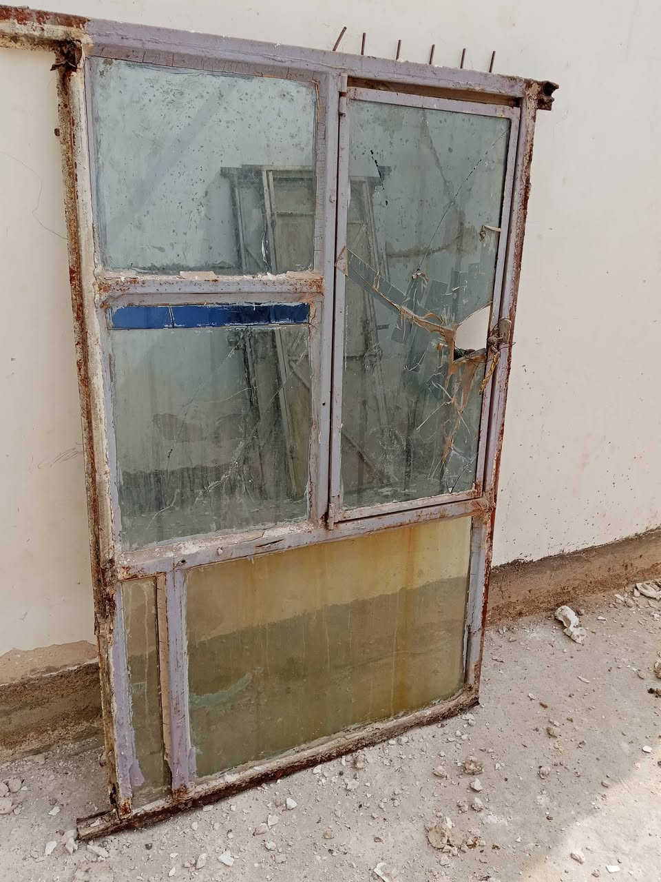 شخاط ٦م • سندويش ٥م • حي الرسول