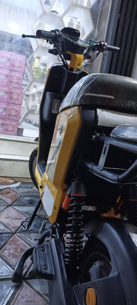 دراجه ار 9 شركه ريماكس للبيع سعر🏍 400وبيه مجال كلث نمر تمشي 65
عنواني واسط صويره شارع نجمه قرب سنتر العبدلي 
تواصل***********
