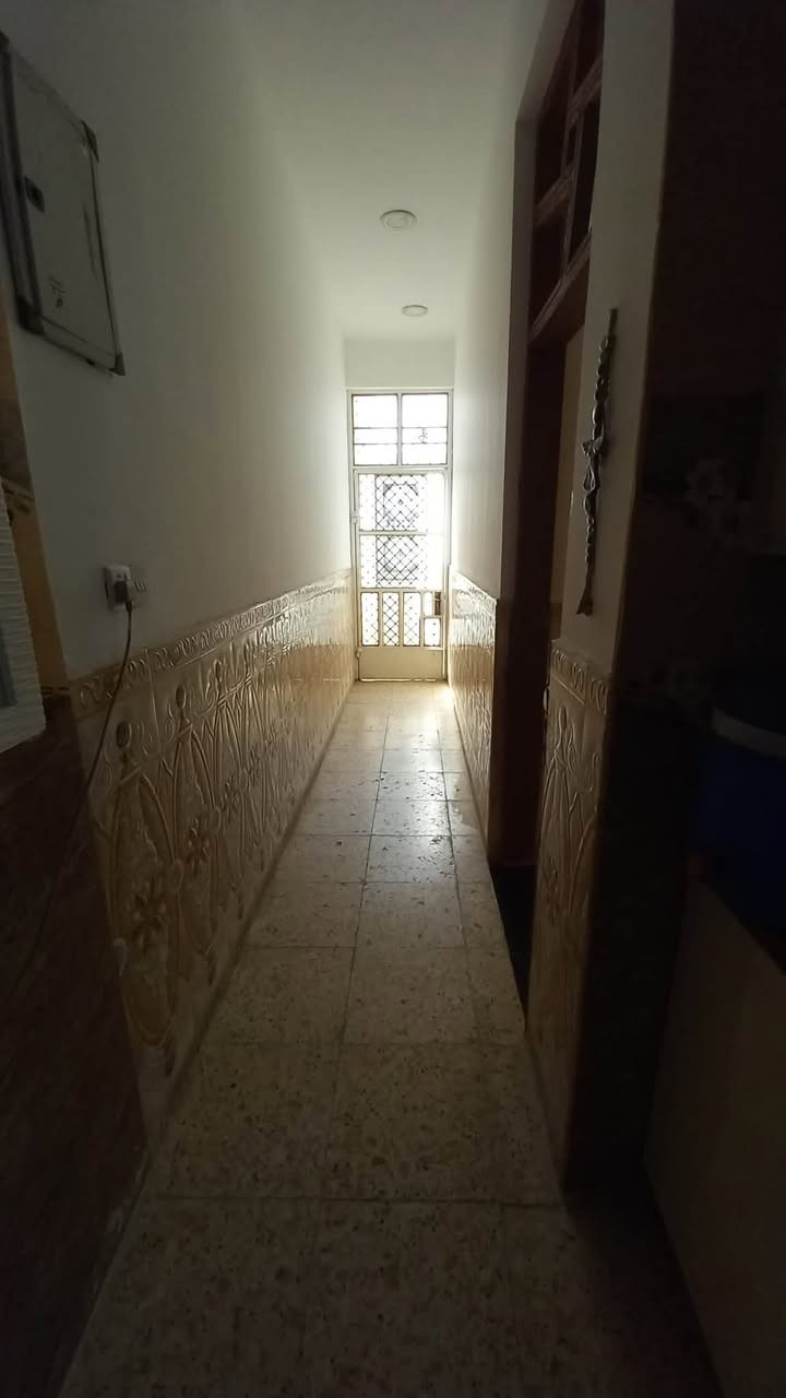 بيت للبيع في رئاسة العبيدي شارع ام البنين زراعي 100 مساحته *********** السعر112
