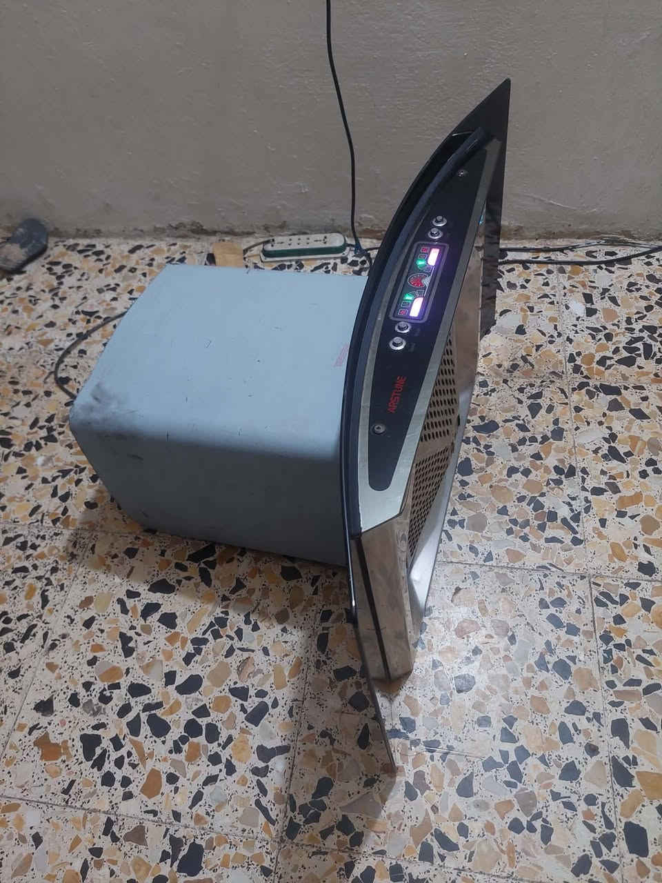 شافطة دهون للبيع في كربلاء الحسينية الجريه ***********
