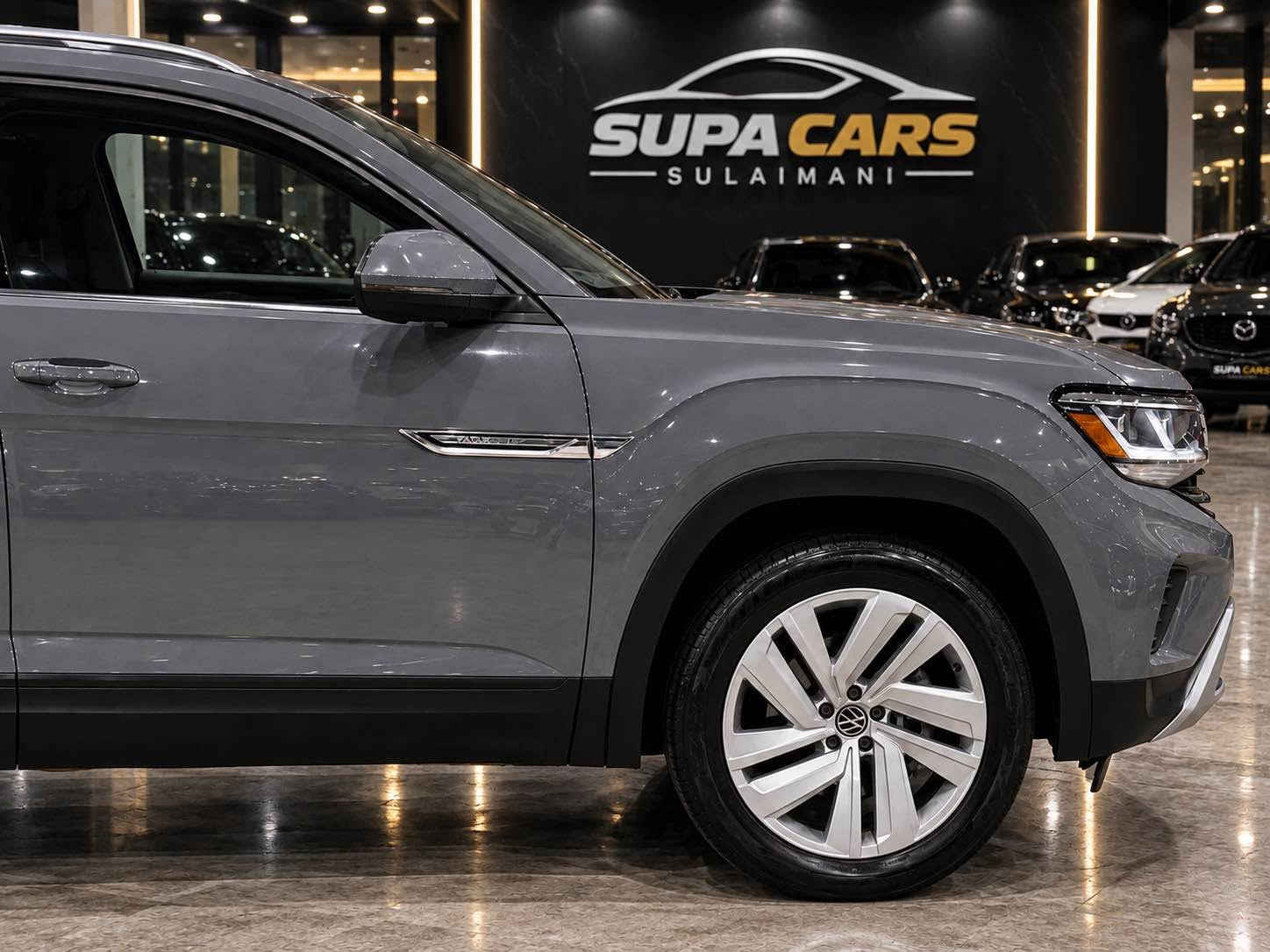 🚙 Volkswagen Atlas Cross Sport 2021 🇩🇪

🎨 ڕەنگ: چیمەنتۆی (سمنتی)
⚙️ مەکینە: ٤ پستۆن تۆربۆ
👥 ٥ نەفەری
                                                                                
✅ دۆخی ئۆتۆمبێل:
• تەنها ١ پارچە بۆیاخ، بێ ناوگرتن
• هەزە و بەرادی تازەیە
• سەنەوی بە ناوی خۆمەوەیە

⭐️ مواسەفات:
• ڕاداری ٣٦٠°
وایەر لێس چارگەر
• کامێرا
• کوشن کارەبا
• کوشن هیتەر 🔥
• کوشن جلد
• سوکان هیتەر 🔥
• شاشەی گەورە
• شەغال بە کۆنتڕۆڵ
• لایتی LED و زینۆن 💡
• سیستەمی خەتی جادە
• برێکی بەسمە
• Auto Hold
• حاسەی دەعامی

💵 نرخ: ١٨٣وەرەقە — کەمێک مەجال هەیە

📍 شوێن: سلێمانی

📞 بۆ زانیاری زیاتر و بینینی ئۆتۆمبێل پەیوەندی بکەن:
☎️ ***********
☎️ ***********

«»«»«»«»«»«»«»«»«»«»«»«»«»«»«»«»«»«

🚙 فولكس فاجن أطلس كروس سبورت 2021 🇩🇪

🎨 اللون: سمنتي (Cement)
⚙️ المحرك: 4 سلندر تيربو
👥 5 ركاب

✅ حالة السيارة:
• صبغ قطعة واحدة فقط، بدون ضرر داخلي
• الهزه  والبراد جديد
• السنوية باسمي

⭐️ المواصفات:
• رادار 360°
وايرليس جارجر 
• كاميرا خلفية 📷
• مقاعد كهربائية
• تدفئة المقاعد 🔥
• مقاعد جلد
• تدفئة الستيرن 🔥
• شاشة كبيرة
• تشغيل عن بُعد بالريموت
• إضاءة LED و Xenon 💡
• نظام المحافظة على المسار
• بريك بصمة
• Auto Hold
• حساسات الصدام

💵 السعر: 183ورقة — مجال بسيط

📍 الموقع: السليمانية

📞 للاستفسار ومزيد من المعلومات:
☎️ ***********
☎️ *********** السليمانية, العراق
