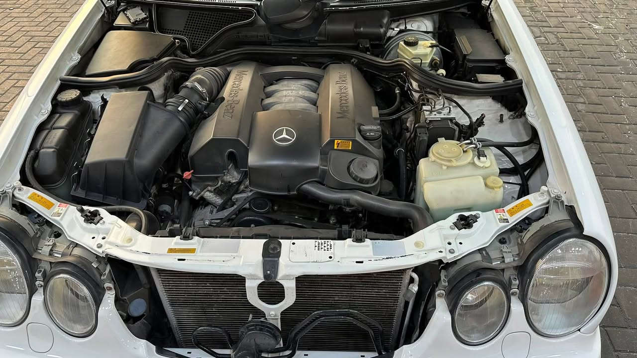 مارسيدس ام عيون
موديل 2000

حجم 320 E
محرك 6 V

ممشى 130km

كفاله عامه من الصبغ ولبارد ولتعديل  عدا قطعه وحده صبغ يابان

رقم بغداد تحويل مباشر 

مكاني بصره وراعيها خالي في بغداد 

لمعرفه السعر تواصل خاص
***********
