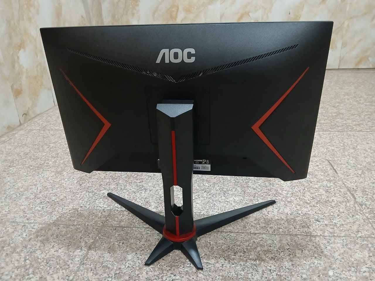 شاشة aoc مواصفات مذكورة بالصوره
165 hz
1920×1080p
24 inch
VA panal
 اخذتها من العالميه 
محلقات كامله مع كيبل hdmi و dp
للاستفسار المراسله على الواتساب 
*********** حلة, بابل
