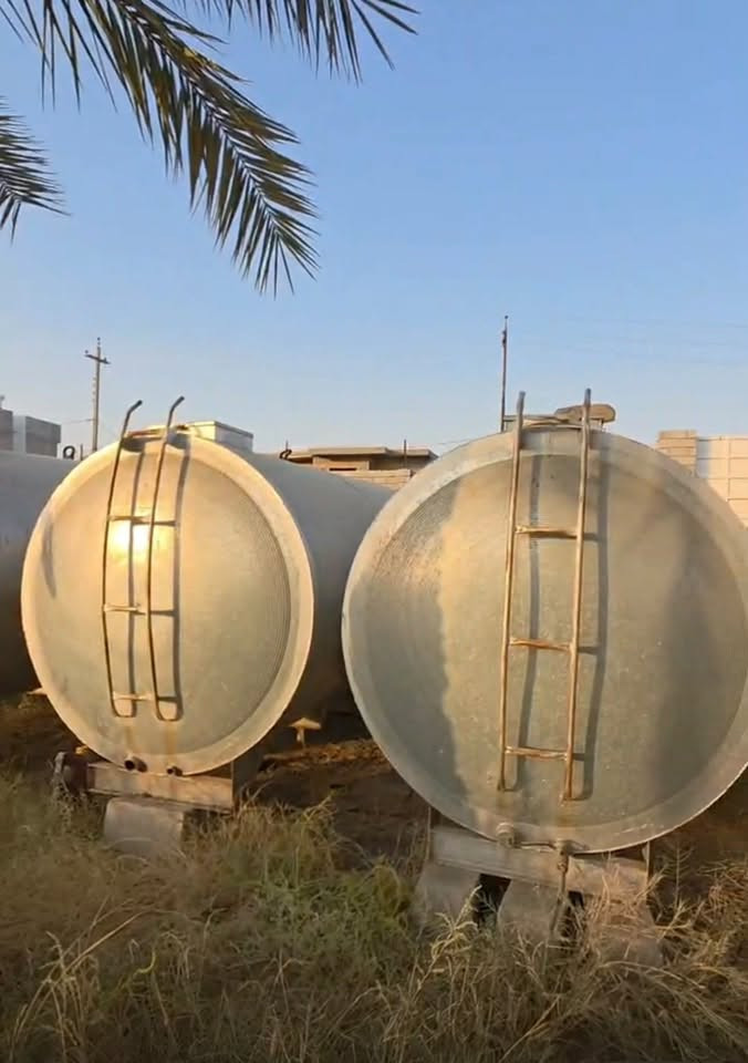 السلام عليكم 
مقطورات حجم 5000 للبيع …. سمك البليت 1.5 ملم ونص الثقيل 
عدد 6 مكانهن ديالى هبهب للاستفسار ***********
