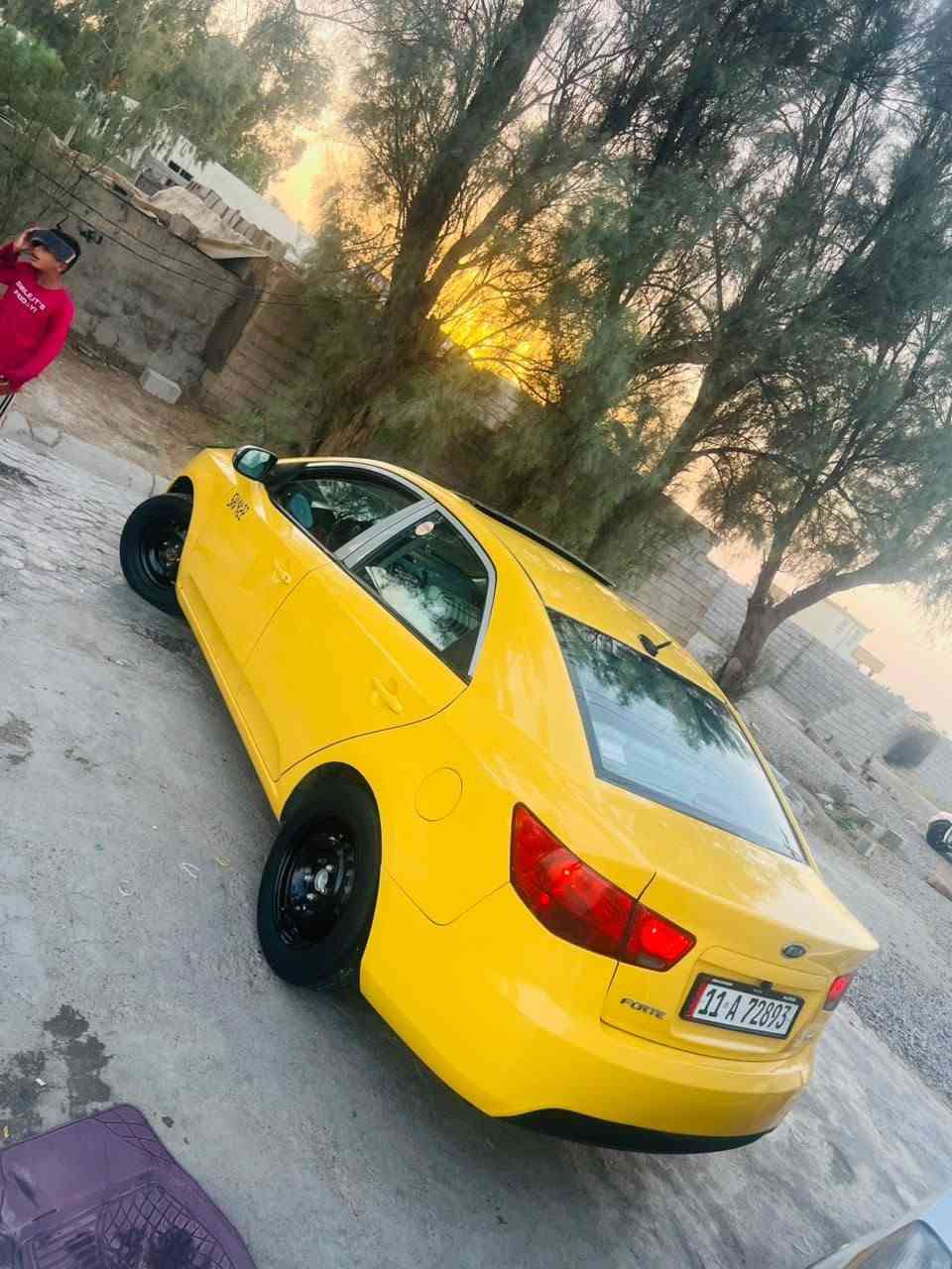 السلام عليكم
للبيع كيا فورتي 2012  رقم بغداد بسمي مشروع وطني محرك دوش شادة جديد مال حاوية سياره بدون ضرر كلين صدر امامي خلفي جديد  تبريد ثلج تدفئه شغاله سياره جديده فول مواصفات فتحه سقف شاشه كامرة تحكم ستيرن جهتين كهربائات كامله لايت فول عالي ناصي 
السعر 85وبيها مجال 

هـ***********
***********
عنوان ديالى
