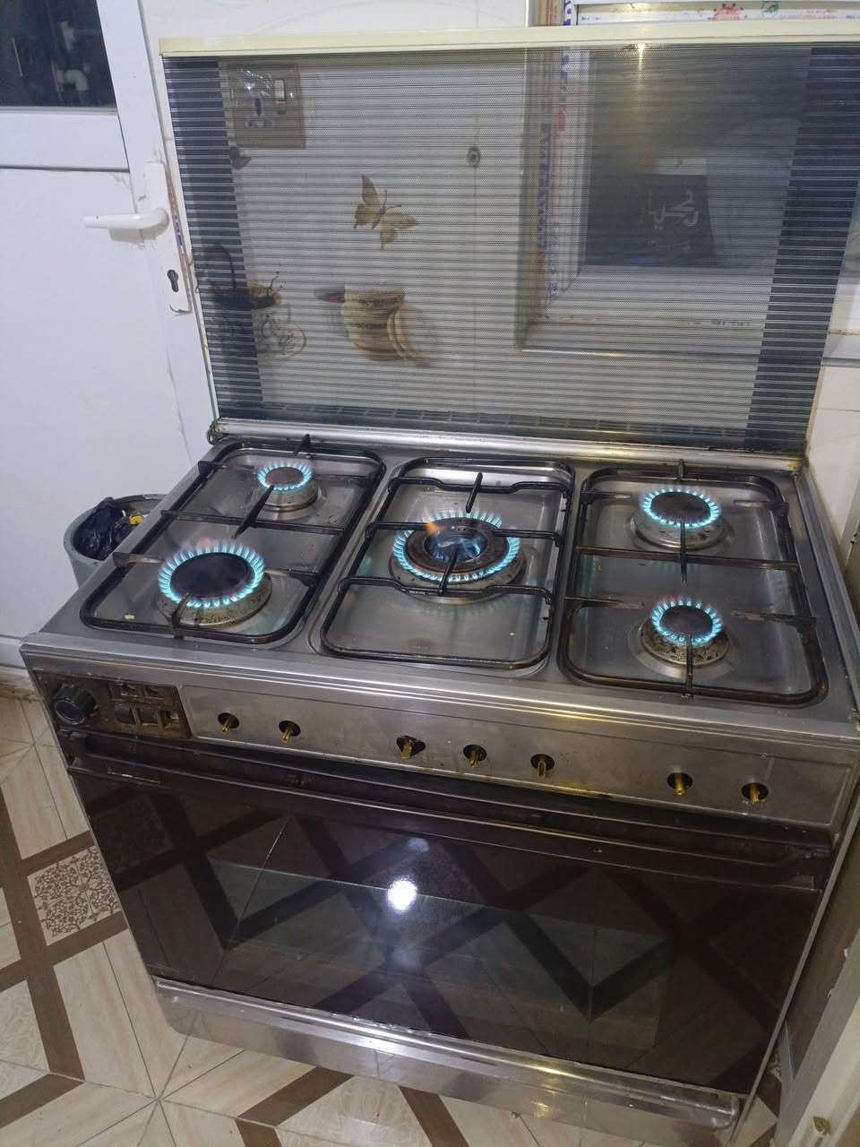 طباخ عشتار للبيع سعره 100 عيبه بس يدات ما بي ***********
