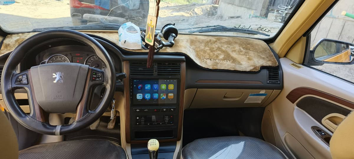 السلام عليكم
بيجو بابل ١٨ سياره نضيفيه 

وكلشي شقال بيه كل الايتات والأشاير والجام كله كهرباء شقال
ماسحات وزراگات يعني مانقصها شي بيه ملاحضات بسيطه 
بيه صوت انذار في حال نسيت الايت مشتقل وطفيت السياره

تبريد شقال خير من الله

تخم تاير ابو الخط جديد 

راديتر جديد

باتري جديد 

دوشه جلد جديده كاعيه وكشنات وجنطه

اسياره ماناقصها شي 

بيه منضومة غاز بس ملغيه من اخذته

السعر ٤٨ وبيه مجال قليل 
المكان البصره المطيحه

***********
