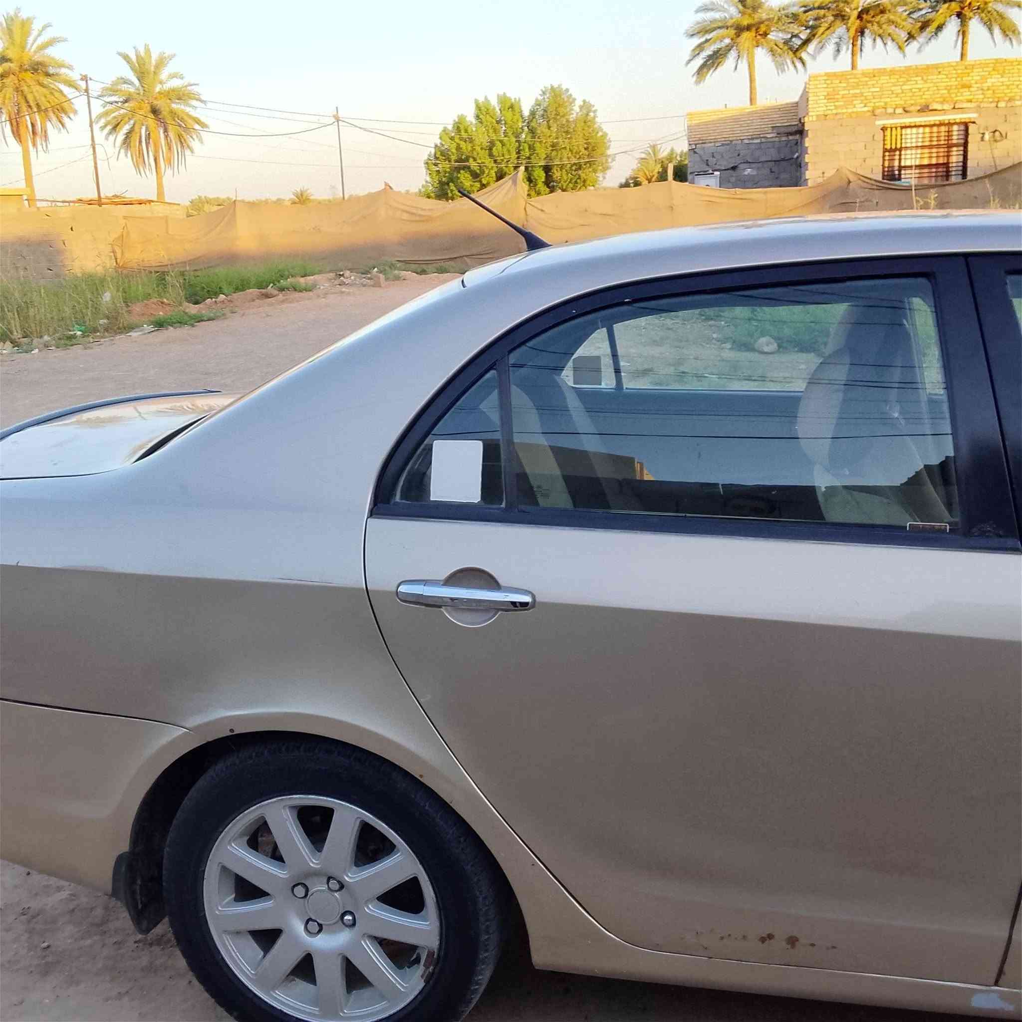 السلام عليكم
جيلي موبل :13
رقم بابل نكليزي
سياره كير محرك كفاله 
تبريد ثلج راقي جدا 
مكفوله من الضربه والتبديل والصبغ
عده الدواسات مصلحات
السعر: 53 وبيها مجال كلش قليل
المكان :بابل سكندريه 
الهاتف ***********
