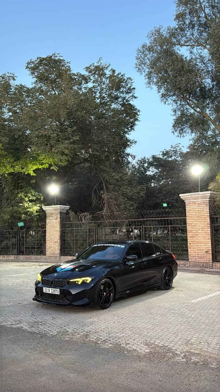 السلام عليكم 
ماشاءالله الحلال للبيع
احلى m340i  
2023 موديل 
دفع خلفي يعني ونسه rwd
فول للاخير 
داتاشو
كامرات
سماعات هارمن 
داخل قيسي بلادي
وبعد هواي
ماشيه 37 الف
بيها جاملغ وباب مبدلات نفس اللون 
ايرباك سستم
رقم اربيل 
مكانها بغداد زيونة
***********
