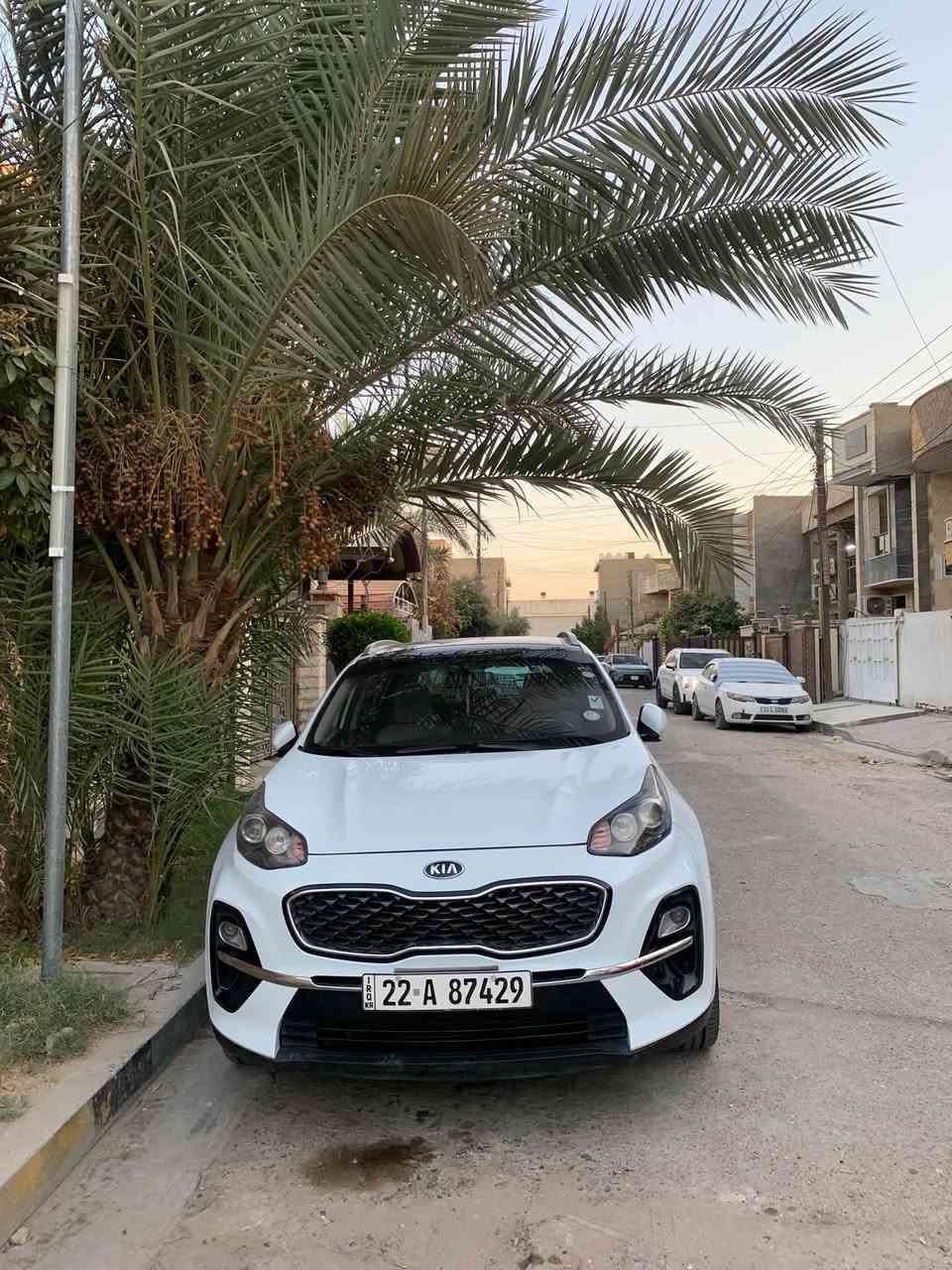 السلام عليكم للبيع سبورتج 2020 خليجي فول عدا البصمة مكفولة من الصبغ ولتبديل بيهة بس شبر بارد بل باب الخلفي السيارة خير من الله ماشية 80 الف Km السعر ١٦٧ وبيها مجال مكان بغداد السيدية الستفسار *********** رصيد  *********** وتساب
