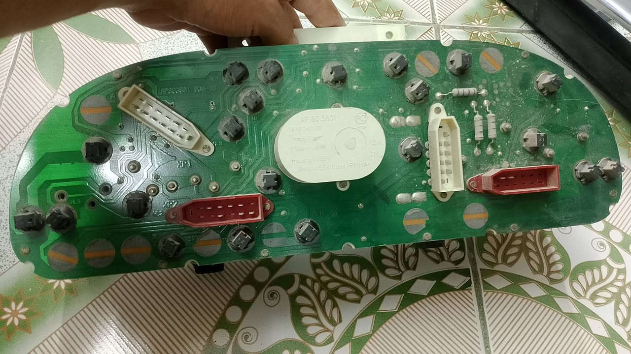 غراض سياره فولكه مكان شطره كلمن سعره ***********
