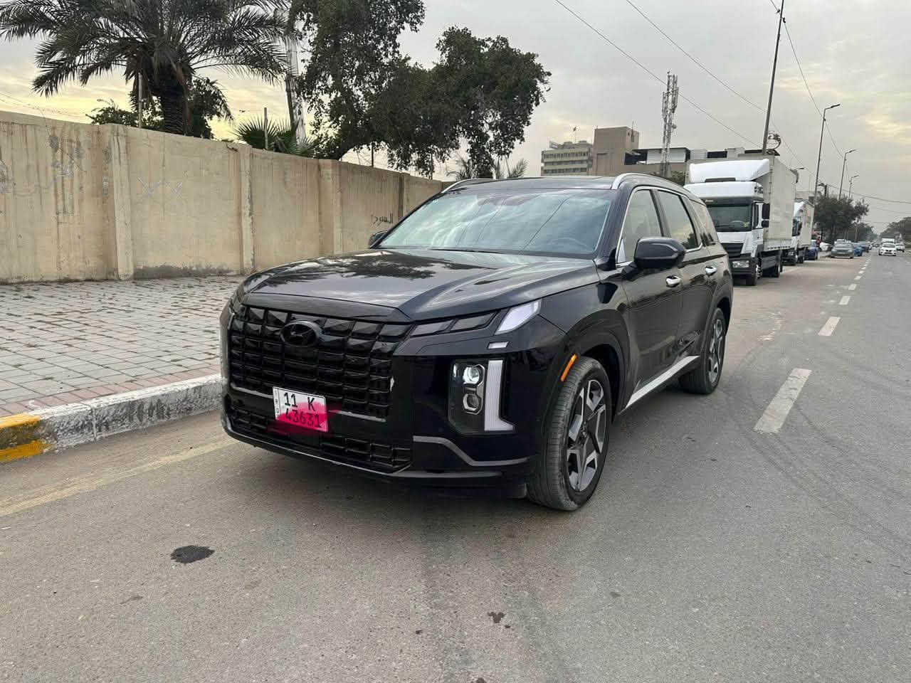 السلام عليكم بلسايد موديل 24
فئة SEL بريميوم

مواصفات  فول

* فتحه 

* رادارات محيطيه + امامي خلفي 

* كاميرات 360 

*نقطه عمياء 

* قياده ذاتيه 

*نفكيشن 

*مودات قياده 

*كشنات كهرباء تدفئة تبريد 

*٧ راكب 

* سستم صوت هارمن

*حساسات + حساس جامه امامية 

*مرقم شهداء بغداد

الاتصال بالرقم ***********
