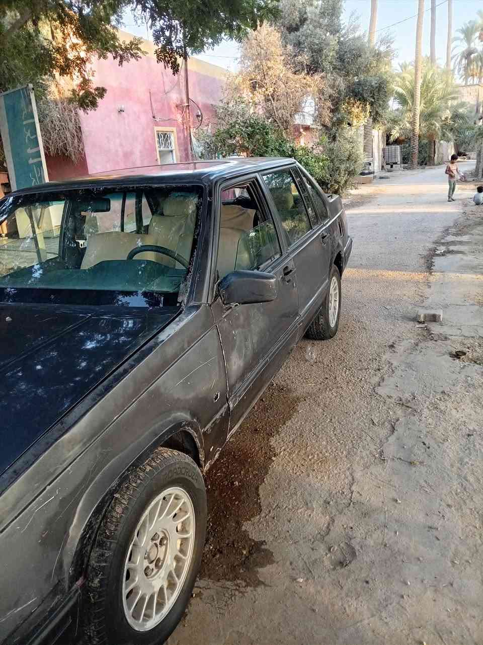 للبيع محور ففتي سنويه 30 موديل 93 مداور ثاني السعر 25
***********
