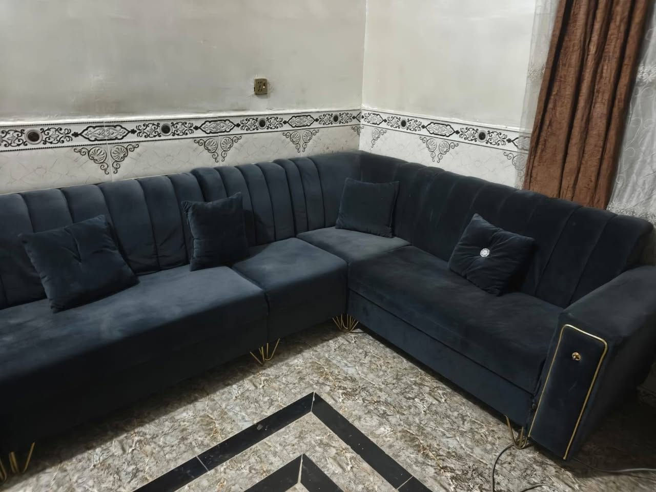 تخم قنفات  كلش حلو سعر225  ناصرية قرب سجن لصلاحي حي صحفين ***********

