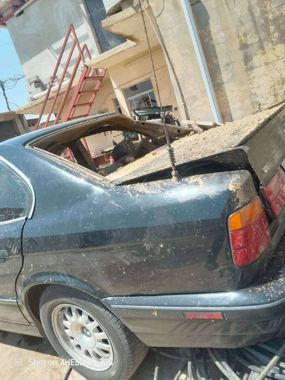 بي ام 525 للبيع
حادثها مثل ما موضح بل صور ابيعها على وضعها 

السعر20$ 

الشراي يتصل او خاص 

واتساب***********

***********
