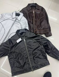 قميص جلد كات ماستر • مقاسات S-XXL • ١٥ قطعة