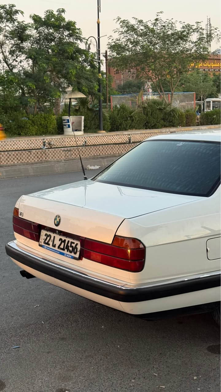 bmw 730 1991 محرك فل كير تبريد شرط سنوية جديدة بطاقة بانزين صبغ جمالية بدون ضربة 
*********** للبيع او مراوس كركوك, العراق
