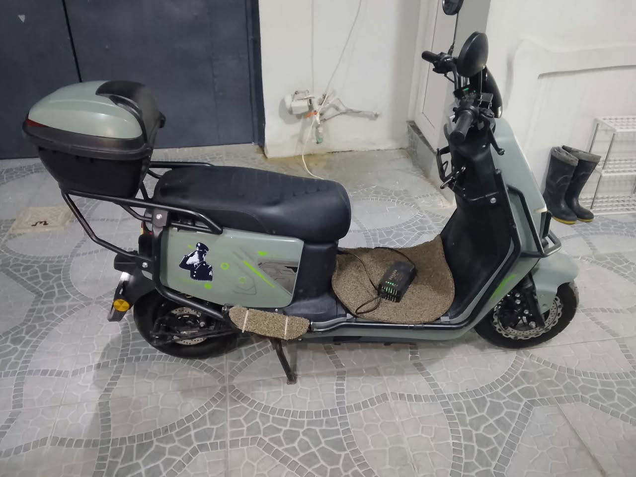 للبيع ماطور اوباما 
📅 موديل 2025
🔋 بطاريات سته 
🚨 دبل إشارة
💡 لايت عالي وناصي
⚡ تثبيت سرعة
🏍️ السرعة 99 — الحقيقي 70
🔑 سويج + بصمه
🏠 ماطور مال بيت، جديد بعده
💰 السعر: 700 وقابل للتفاوض
📱 الرقم: ***********
----مسـتـعـجـل ؏ بـيـع----

