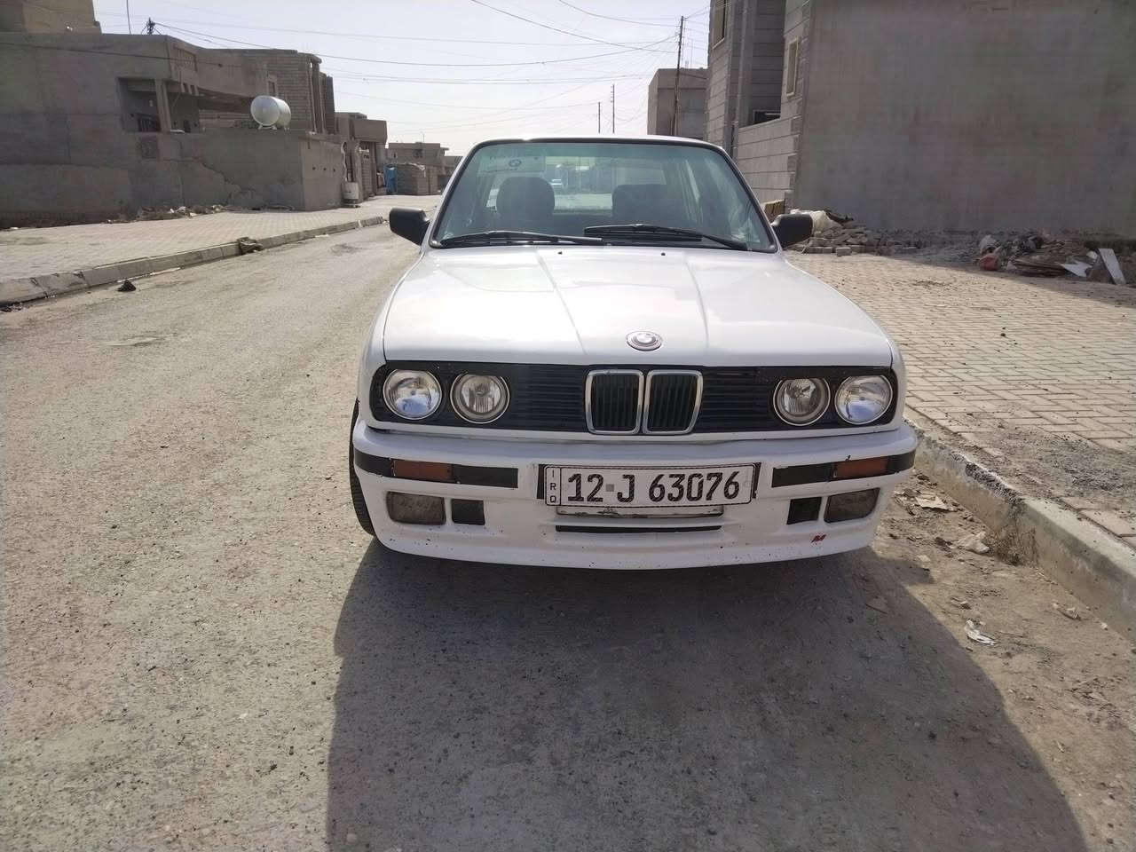 السلام عليكم
زعره BMW للبيع اربعه سلندر 1800  صدر جديد كير شرط محرك بي لاستيك ولف بس اول ما اشغل ادخن وتكطع اربع جوم كهرباء كشر نضيف مصبوغه حزام تايرات جديده 
السعر 36 وبيها مجال 

***********
