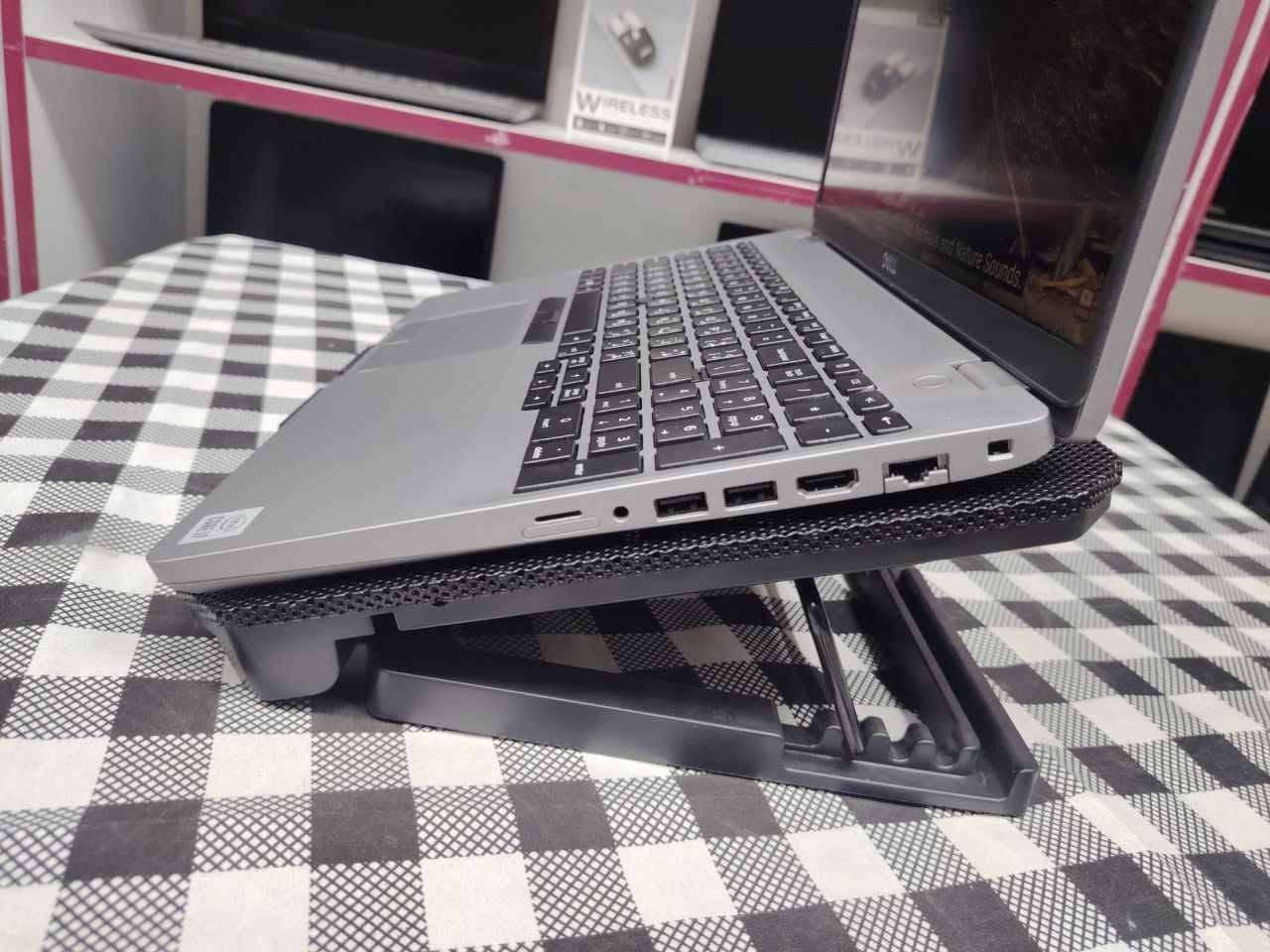 لأصحاب المهام القوية والأداء العالي، لابتوب Dell Latitude 5510 يجمع بين القوة والتصميم الأنيق!
💻 مواصفات الجهاز:
الموديل: Dell Latitude 5510
المعالج: Intel Core i7 (الجيل العاشر)⚡
الذاكرة العشوائية (RAM): 8GB DDR4 (قابل للتطوير)
التخزين: 256GB SSD M.2 فائقة السرعة (قابل للتطوير)
الشاشة: 15.6 إنش برؤية واضحة ومريحة للعين
كرت الشاشة: Intel بسعة 4GB
✨ مميزات الجهاز:
أداء قوي جداً بفضل معالج Core i7 من الجيل العاشر، مثالي للبرمجة، الدراسة، والأعمال المكتبية الثقيلة.
سرعة استجابة عالية بفضل هارد SSD M.2.
إمكانية الترقية بسهولة للرام والهارد مستقبلاً حسب احتياجك.
تصميم عملي ومتين من سلسلة Latitude المخصصة للتحمل والأعمال.

💰 السعر: [ 400 الف ]

📌 الحالة: [مستعمل   كالجديد]
🚗  توصيل مجاني لكافة المحافظات العراق
📞 للطلب أو الاستفسار: [ واتساب *********** ] البصرة, العراق
