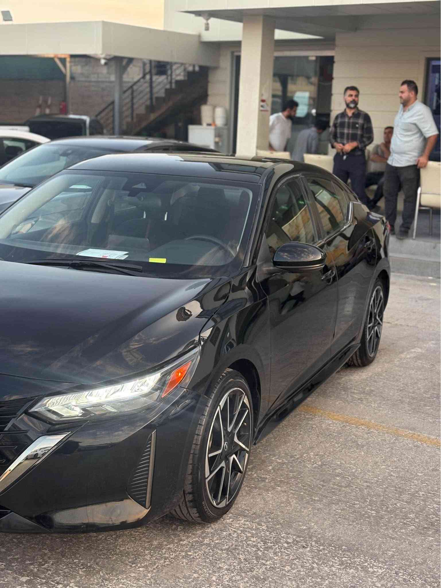 Nissan sentra SR 2025 پيشو پشت كه پس ايرباگ سوكانو شان راديته رو شتي نه گرتوه بونيد بوياخه ٢ پارچه گوراوه به بيلاد مواسه فاتي شه غال كوشن هيته . ر راداري پيشو دوا ته نيشت لايد هتد.كاتي نه شكاوه شوين سليماني *********** السليمانية, العراق
