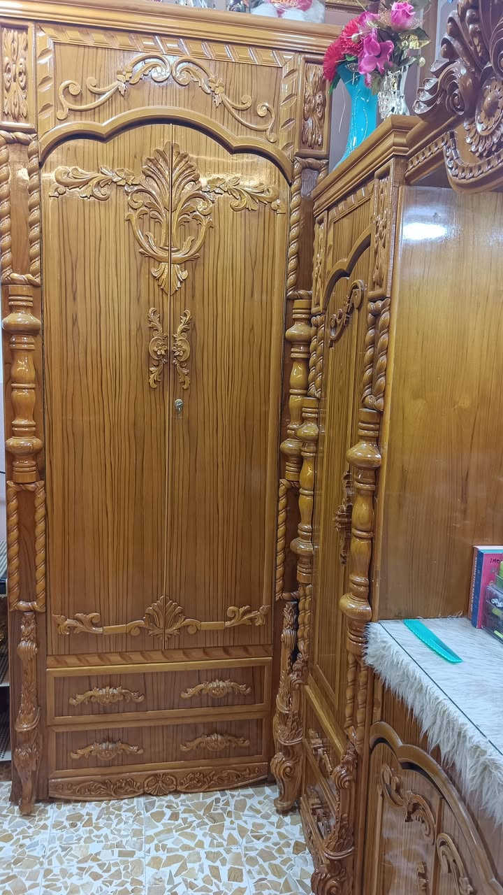السلام عليكم غرفه للبيع ابراج غرفه مستخدم شغل توصية  ما بيها لكه صبغ حراري درجه اولى ثكيله السعر التواصل على الخاص 
2.100
‏‪***********‬‏
