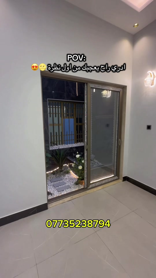دار معروض للبيع في الصالحية دار طابقين بمساحة 200 متر، بناء مرتب وموقع مميز. المواصفات: يتكون من 5 غرف نوم، 3 غرف منهم ماستر بيهن صحيات داخلية، إضافة إلى صالتين واسعات، مطبخ حار وبارد، صحيات داخلية وخارجية، وحديقة داخلية بيها شلال مرتب كلش. يتوفر كراج، والشارع بعرض 8 متر، مع خدمات كاملة: ماء، كهرباء، مجاري، وإنارة بالأعمدة. العنوان: الصالحية، شارع اللواء، أقل من 800 متر عن الجسر الإيطالي، قرب مدينة النرجس السكنية. ((سعر 260 وبي مجال )) للتواصل: *********** #عقارات_المصطفى_البصرة #البصرة #عقارات #اكسبلور #foryou  @عقارات المصطفى _ البصرة 

