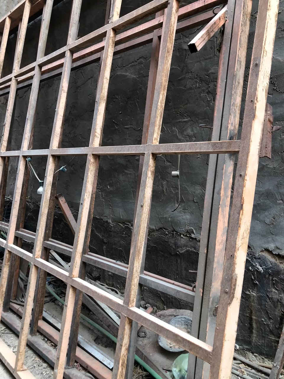 سلام عليكم عماريات حديد شخاطه ثقيل 
6*5تباع سعر القطعه الواحده 250 بيهن مجال بسيط لتواصل واتساب فقط الخط متوقف ***********‬ مكاني كربلاء المقدسه
