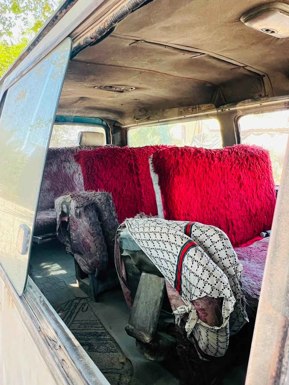 كيا بستا موديل95  السياره كير وشاصي خير من الله بس المكينه مفتر بيها يطق معروضه ب15  باقي التفاصيل. 
الاتصال على الرقم  
مكاني حله 
***********
